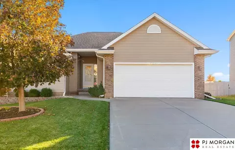 21403 Mcclellan Cir, Gretna, NE 68028