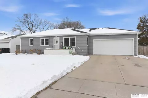 153 S Luther Rd, Fremont, NE 68025