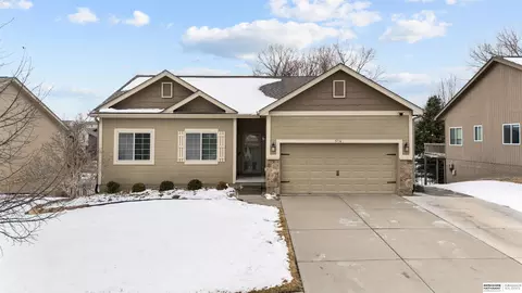 5714 S 190th Ter, Omaha, NE 68135