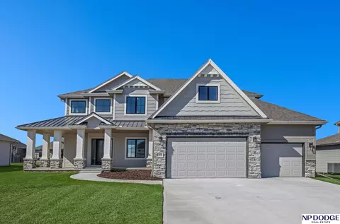 12620 S 78 Ave, Papillion, NE 68046