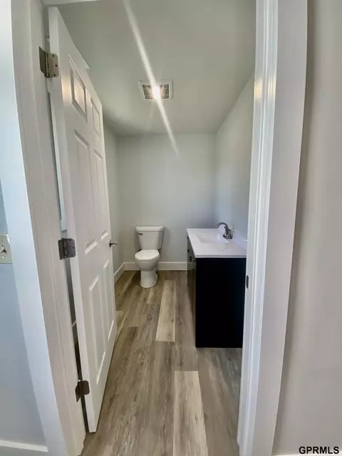 Bath - 340 S Jefferson St, Bruning, NE 68322 photo 1 of 8