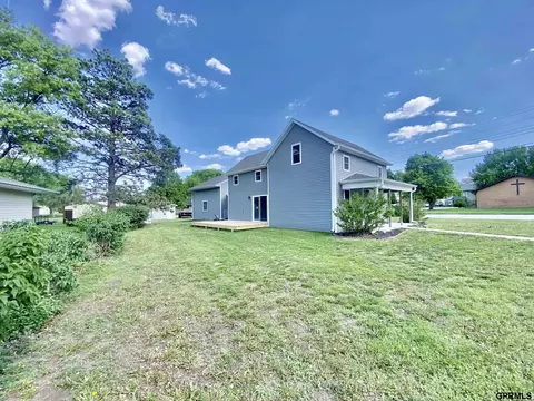 Exterior - 340 S Jefferson St, Bruning, NE 68322 photo 5 of 5