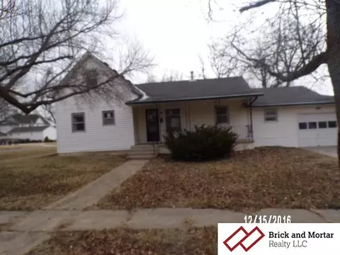 420 N 10th St N, Wymore, NE 68466
