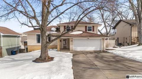 12901 S 29th Pl, Bellevue, NE 68123