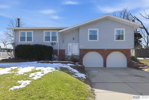 2236 S 163rd Cir, Omaha, NE 68130