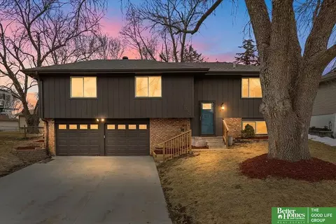 6512 S 139 Avenue Cir, Omaha, NE 68137