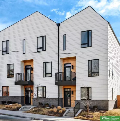 5324 Elmwood Plz, Omaha, NE 68106