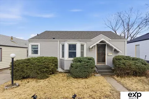 2503 S 60th St, Omaha, NE 68106