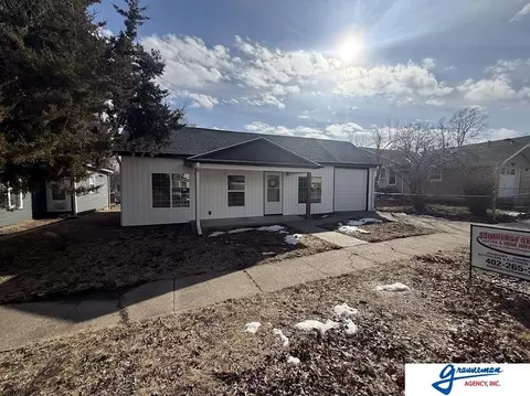 645 7th St, Syracuse, NE 68446
