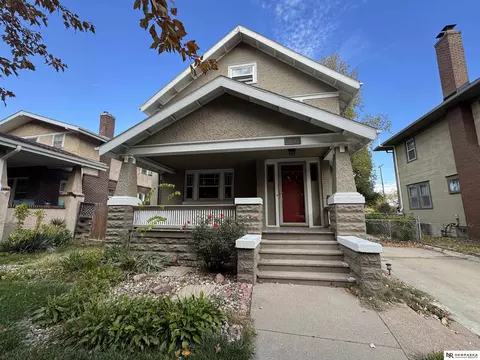 2614 A St, Lincoln, NE 68502