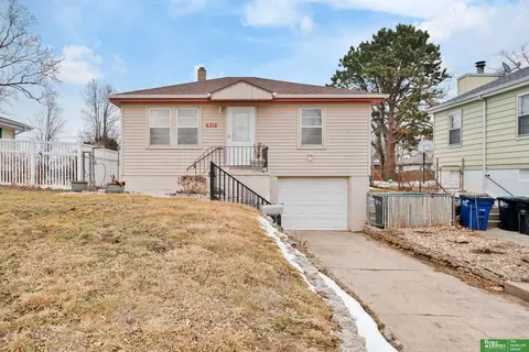 6318 Seward St, Omaha, NE 68104