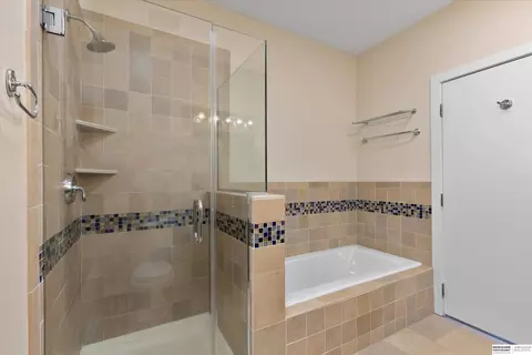 723 Riverfront Dr, Omaha, NE 68102 photo 32