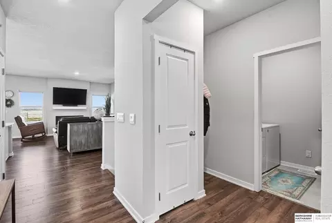 1090 Hazel Ln, Springfield, NE 68059 photo 8