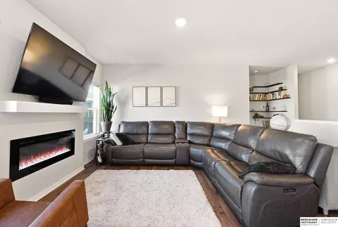 1090 Hazel Ln, Springfield, NE 68059 photo 15