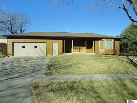 1201 SW 24th St, Lincoln, NE 68522