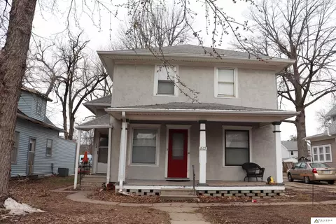 1535 N 32 St, Lincoln, NE 68503