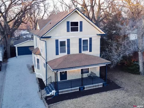 7012 Francis St, Lincoln, NE 68505