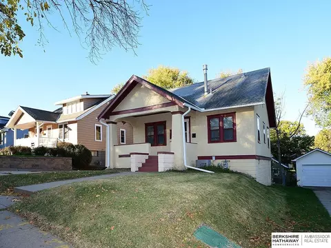 628 N 47 St, Omaha, NE 68132