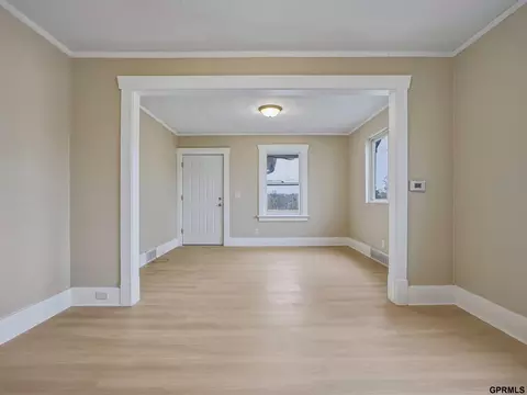 4413 Sprague St, Omaha, NE 68111