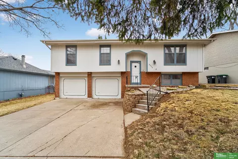 3317 S 159th St, Omaha, NE 68130
