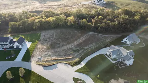 22603 Crestline Cir #LOT 8, Gretna, NE 68028