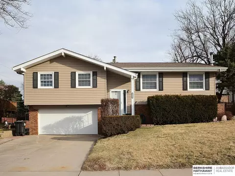 11316 Y St, Omaha, NE 68137