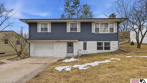 9145 Meredith Ave, Omaha, NE 68134