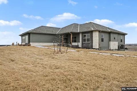 17270 Lynn Crest Ln, Springfield, NE 68059 photo 5