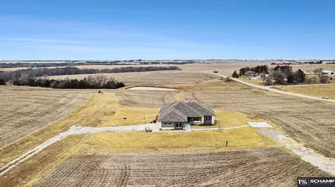 17270 Lynn Crest Ln, Springfield, NE 68059 photo 2