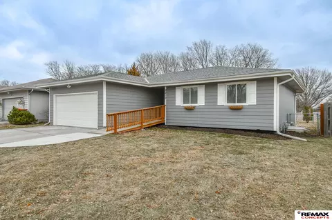 2210 SW 16 St, Lincoln, NE 68522
