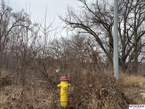 5218 N 37 Ave, Omaha, NE 68111