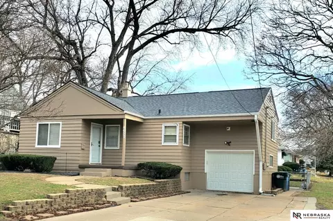 4657 Martha St, Omaha, NE 68106