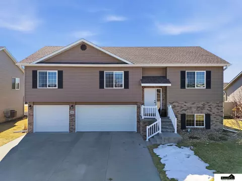 14341 Quentin St, Waverly, NE 68462