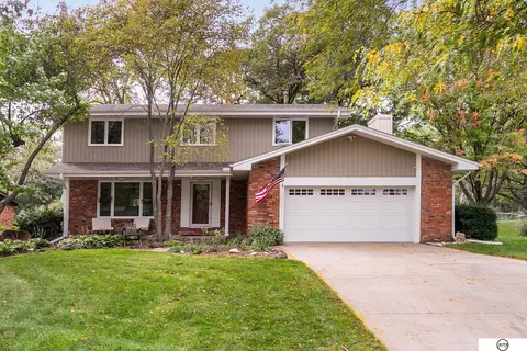3735 S 44th St, Lincoln, NE 68506