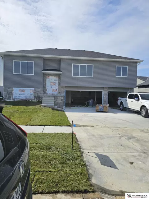 836 W Santa Clara St, Lincoln, NE 68523