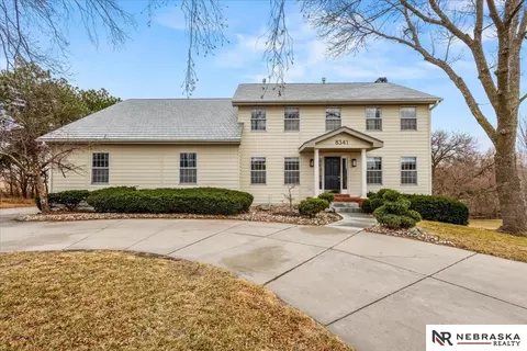 8341 Water Tower Ct, Lincoln, NE 68516