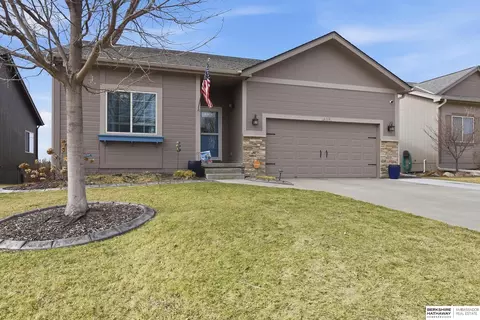 6118 S 189th St, Omaha, NE 68135