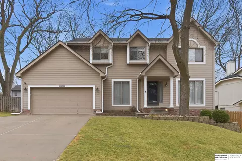 14206 S 30th Ave, Bellevue, NE 68123