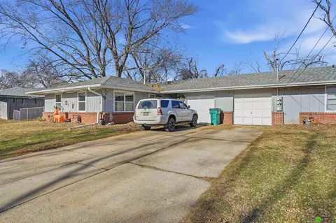 5112 W Zeamer St, Lincoln, NE 68524