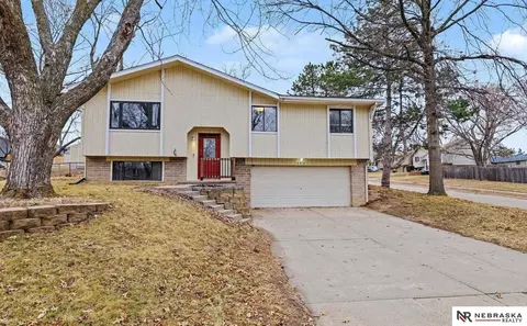 6312 S 135th St, Omaha, NE 68137