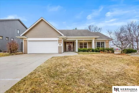 17753 Castelar Cir, Omaha, NE 68130