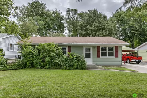 3020 N 41st St, Lincoln, NE 68504