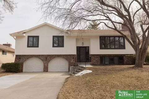 1411 Holling Dr, Omaha, NE 68144