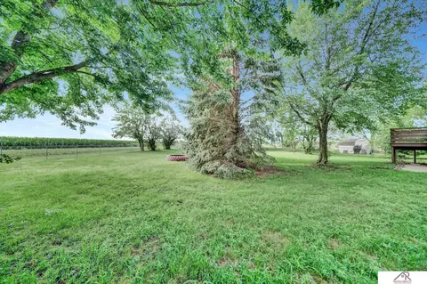 104 N 28th St, Beatrice, NE 68310 photo 8
