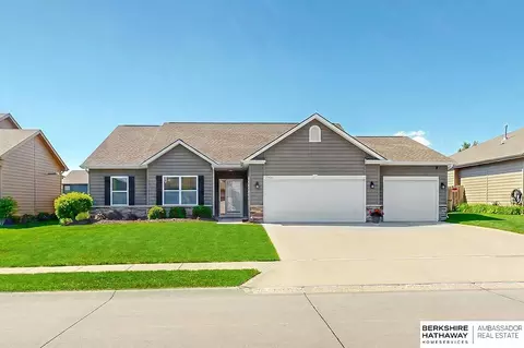 7906 S 193 St, Gretna, NE 68028