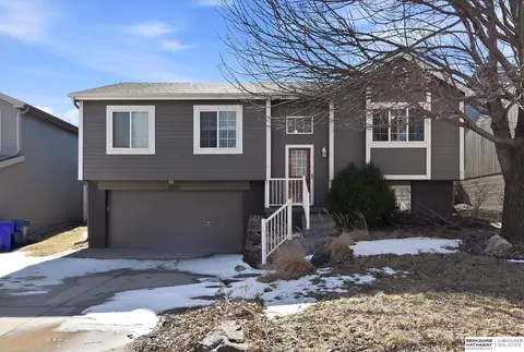 18681 Allan St, Omaha, NE 68135