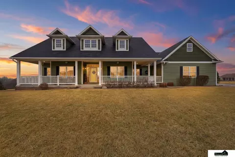 2330 SW 47th St, Lincoln, NE 68522
