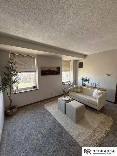 139 N 11th St #1003, Lincoln, NE 68508