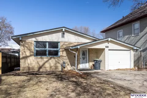 5434 Normal Blvd, Lincoln, NE 68506