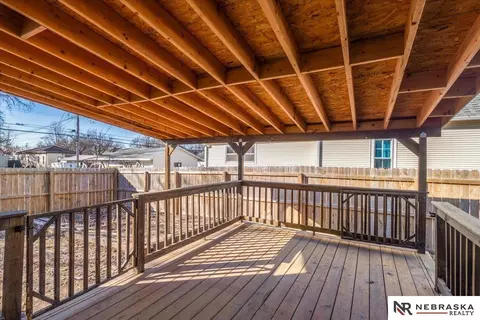 Exterior - 1023 Elk St, Beatrice, NE 68310 photo 3 of 7